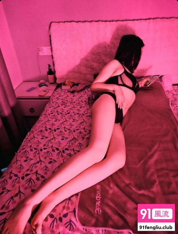普陀小胸嫩妹